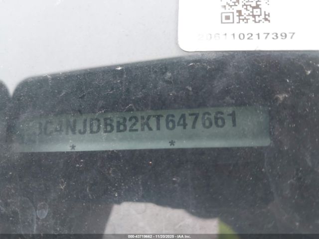 Jeep Compass Latitude 4x4 Image 11