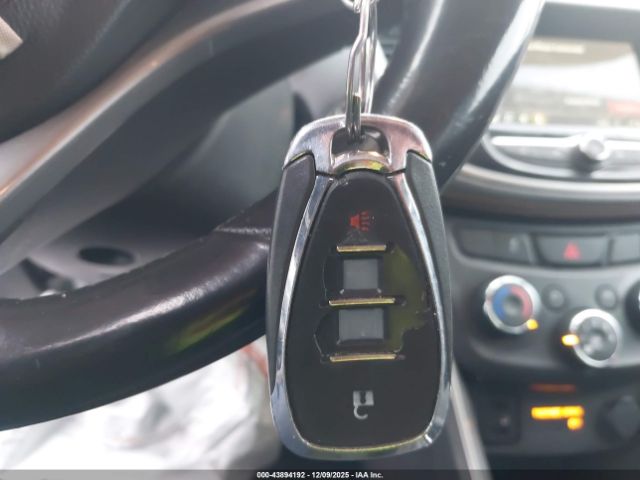 Chevrolet Trax Lt Image 10