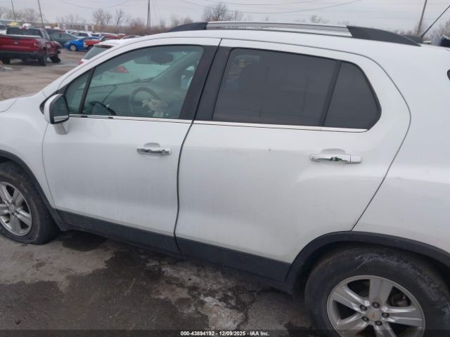 Chevrolet Trax Lt Image 6