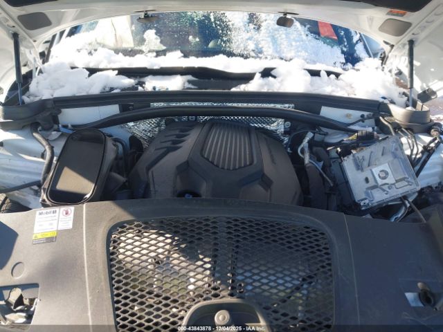 Porsche Macan Image 3