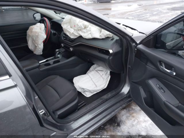 Nissan Altima S Fwd Image 5