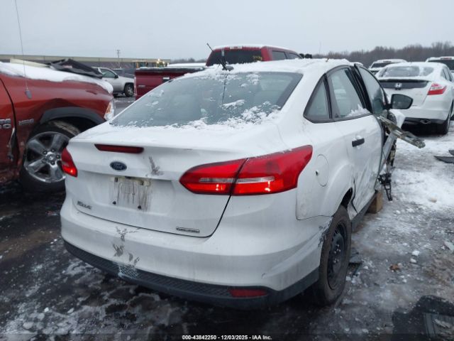 Ford Focus S Image 13