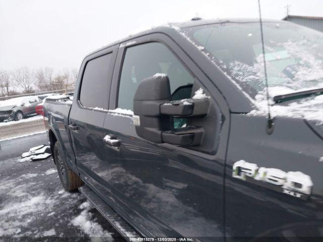 Ford F-150 Xlt Image 16