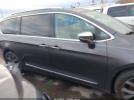 Chrysler Pacifica Limited Image 5
