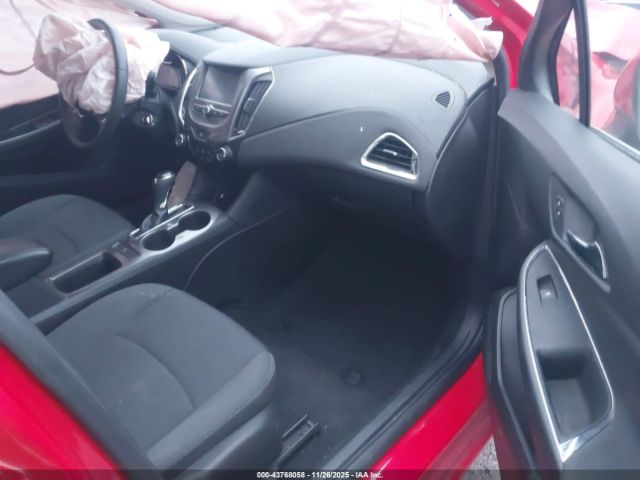 Chevrolet Cruze Lt Auto Image 12