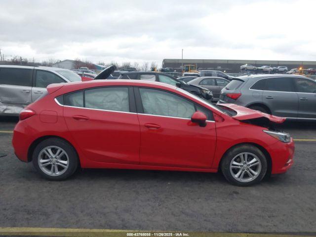 Chevrolet Cruze Lt Auto Image 2