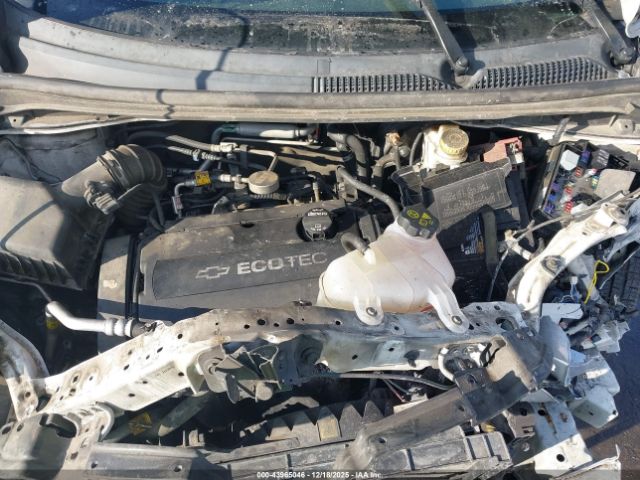 Chevrolet Sonic Lt Auto Image 10