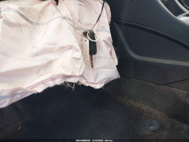 Chevrolet Sonic Lt Auto Image 16