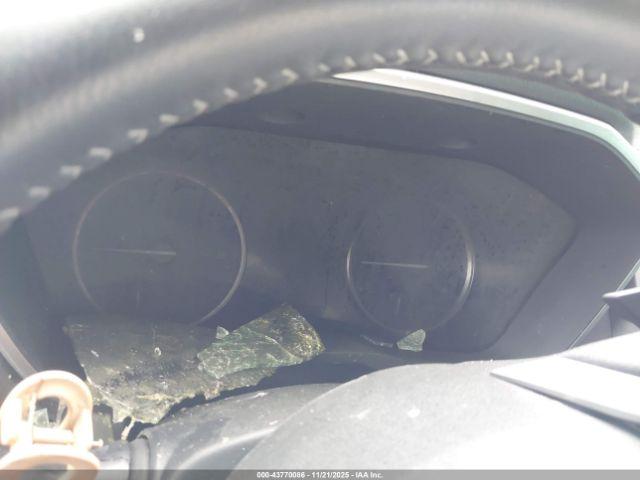 Subaru Ascent Premium 8-passenger Image 4