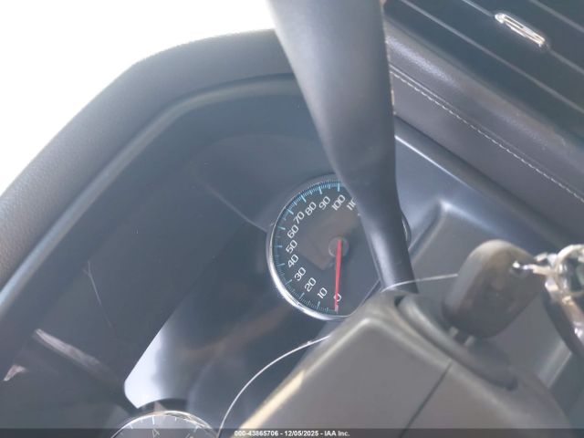 GMC Sierra 1500 Denali Image 8