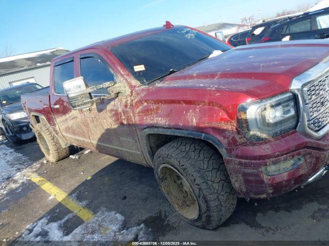 GMC Sierra 1500 Denali Image 10