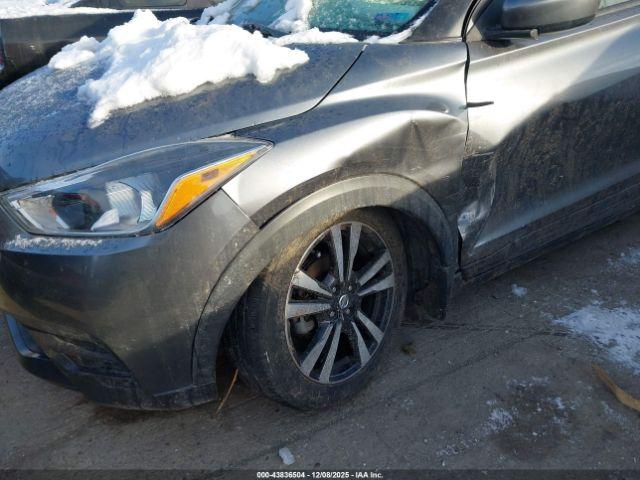 Nissan Kicks Sv Xtronic Cvt Image 12