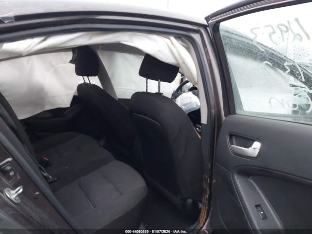 Kia Forte Lx Image 2