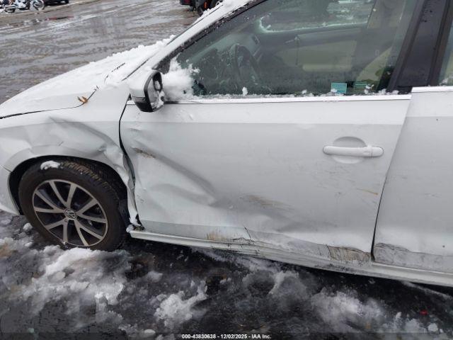 Volkswagen Jetta 1.4t Se Image 10