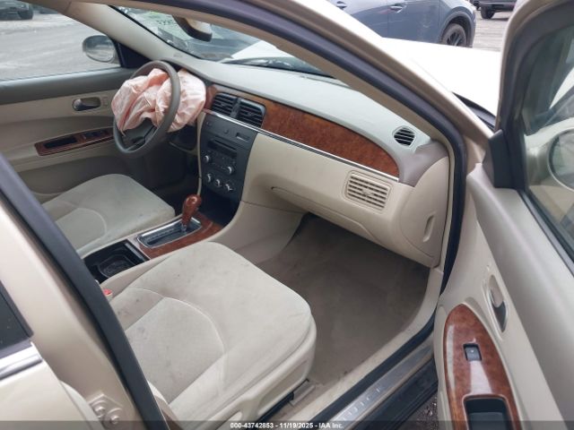 Buick LaCrosse Cx Image 3