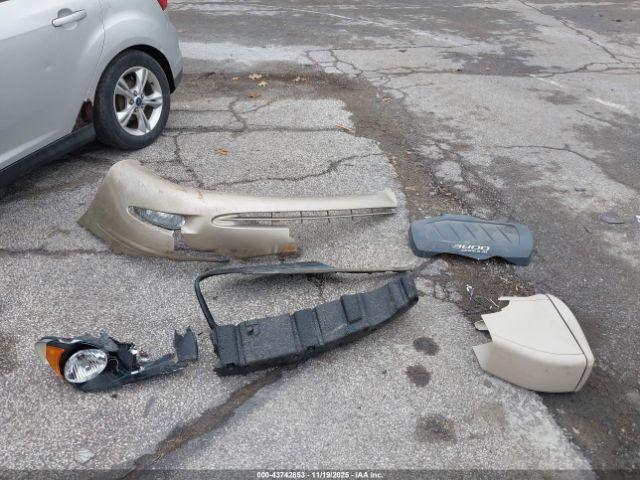 Buick LaCrosse Cx Image 8