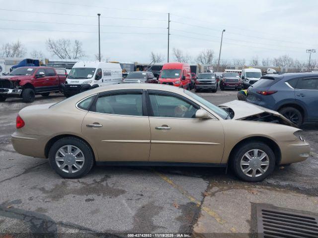 Buick LaCrosse Cx Image 11