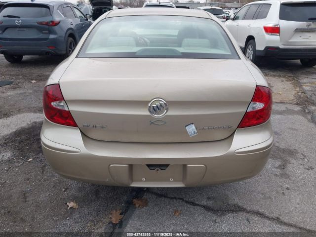 Buick LaCrosse Cx Image 13