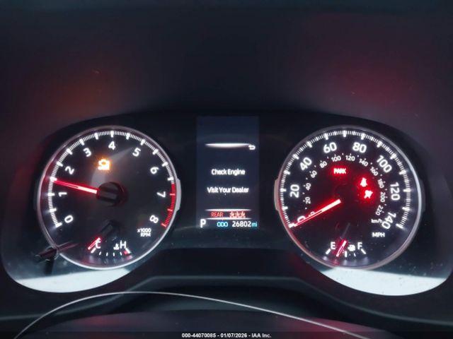 Toyota RAV4 Le Image 11