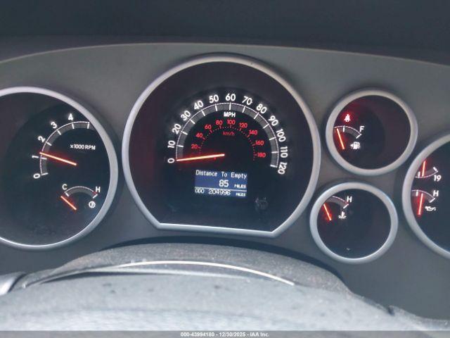 Toyota Tundra Limited 5.7l V8 Image 9