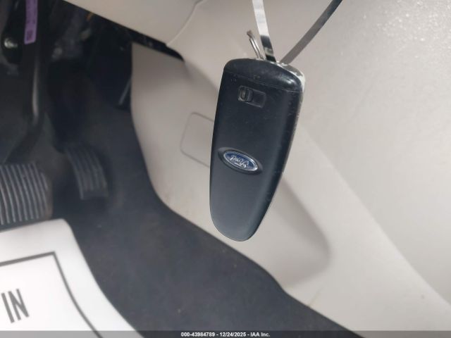 Ford Escape Se Image 2