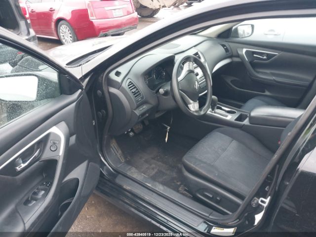 Nissan Altima 2.5 S Image 4