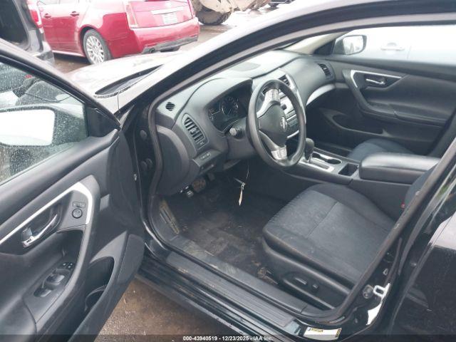 Nissan Altima 2.5 S Image 4