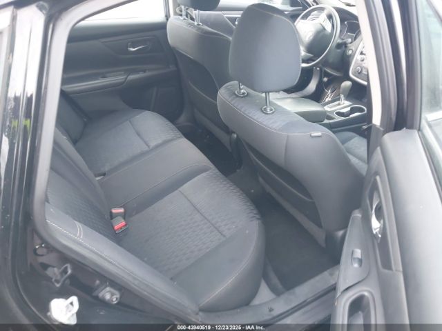 Nissan Altima 2.5 S Image 8