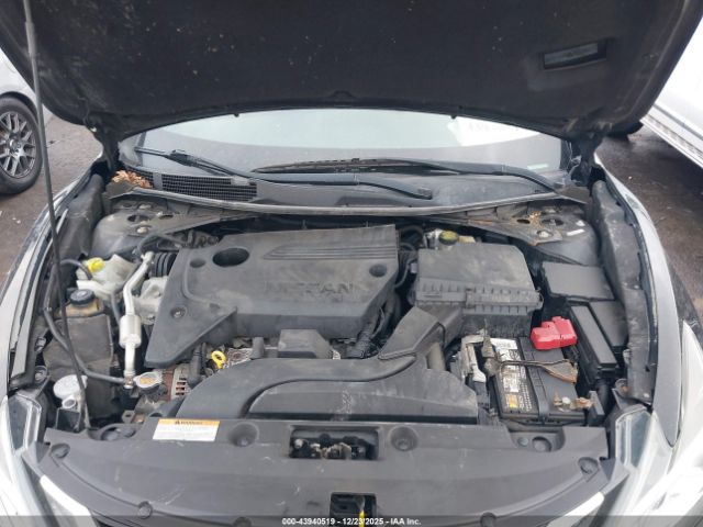 Nissan Altima 2.5 S Image 7