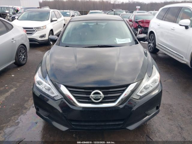 Nissan Altima 2.5 S Image 12
