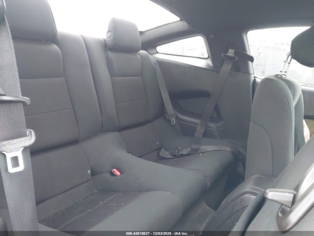 Ford Mustang V6 Image 7