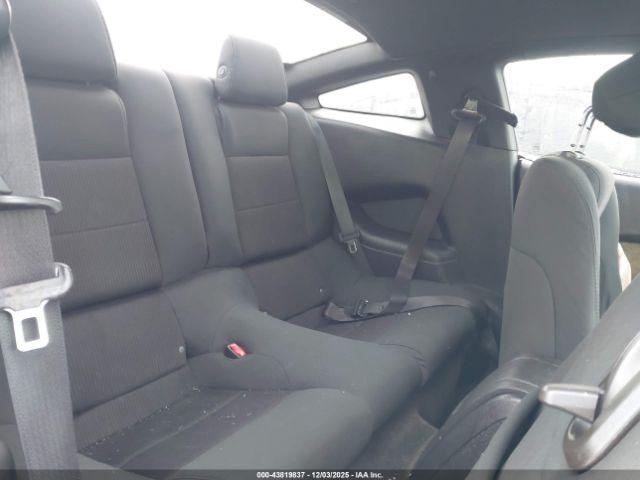 Ford Mustang V6 Image 7