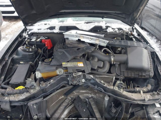 Ford Mustang V6 Image 3