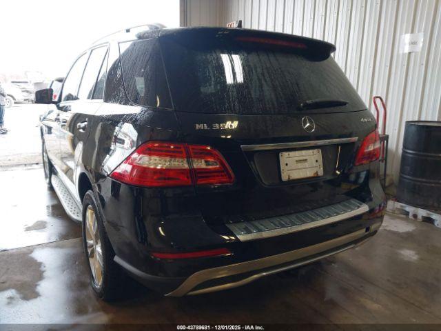 Mercedes-Benz M-Class 4matic Image 3