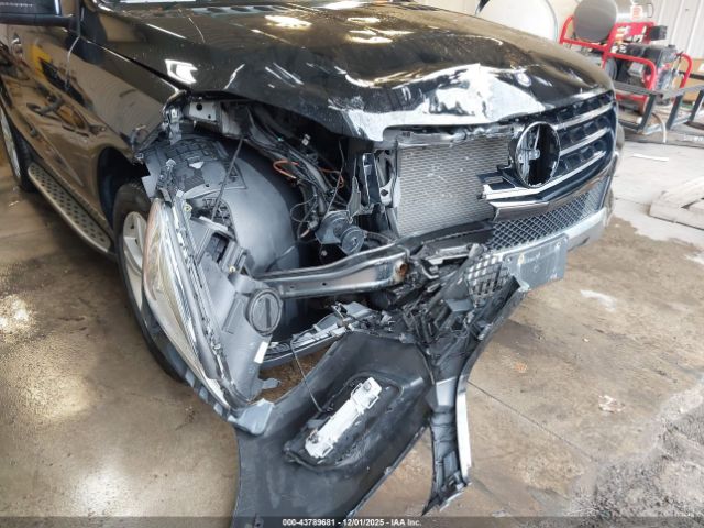 Mercedes-Benz M-Class 4matic Image 5