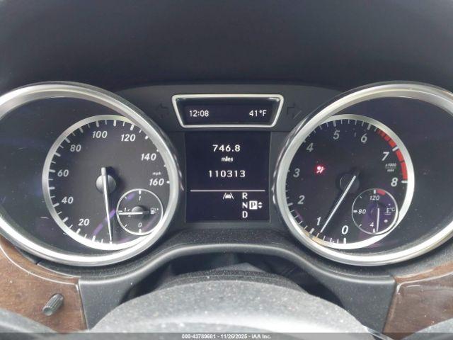 Mercedes-Benz M-Class 4matic Image 4