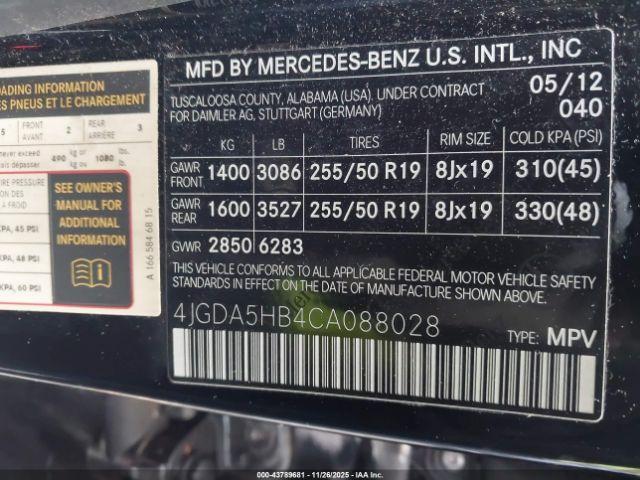 Mercedes-Benz M-Class 4matic Image 16