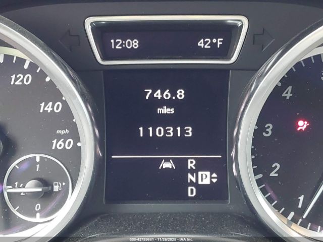 Mercedes-Benz M-Class 4matic Image 15