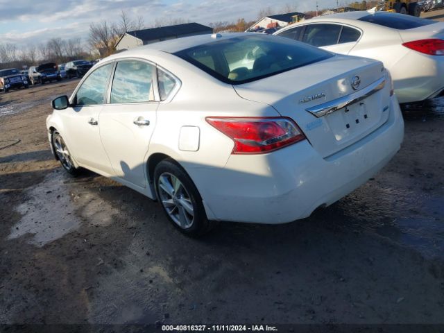 Nissan Altima 2.5 Sv Image 11