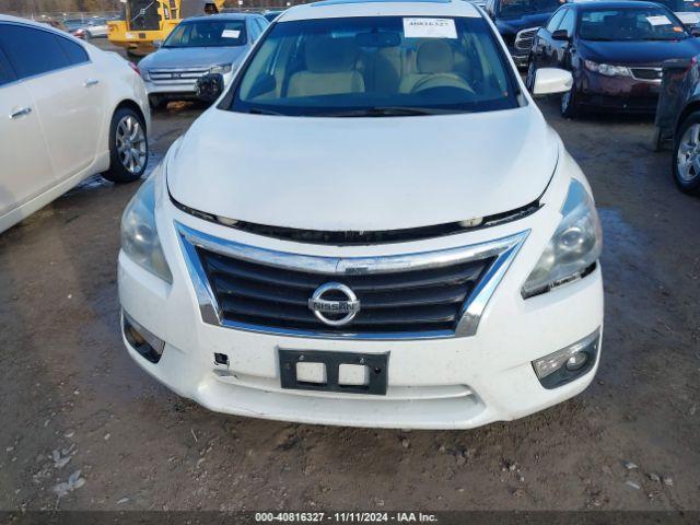 Nissan Altima 2.5 Sv Image 14