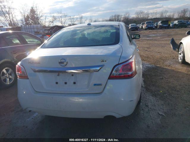 Nissan Altima 2.5 Sv Image 10