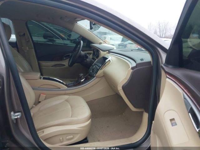 Buick LaCrosse Cxl Image 4