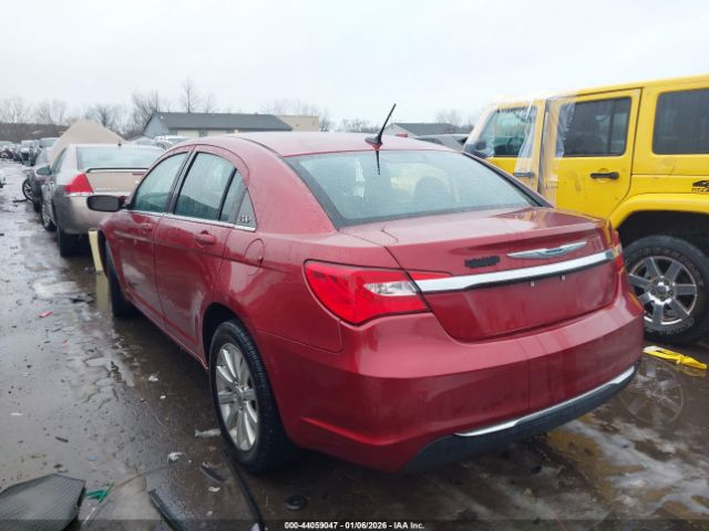 Chrysler 200 Touring Image 5