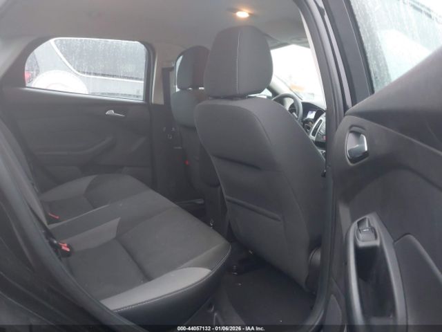 Ford Focus Se Image 13