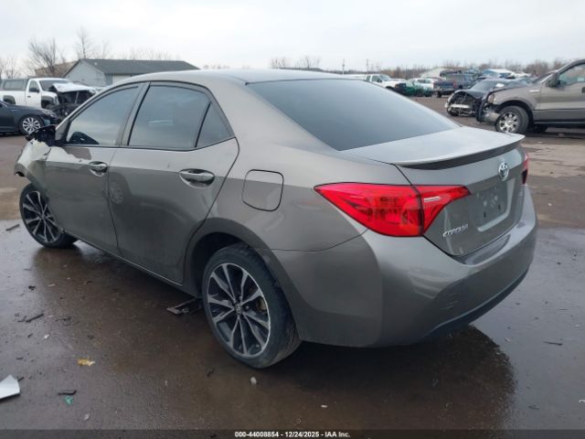 Toyota Corolla Se Image 8