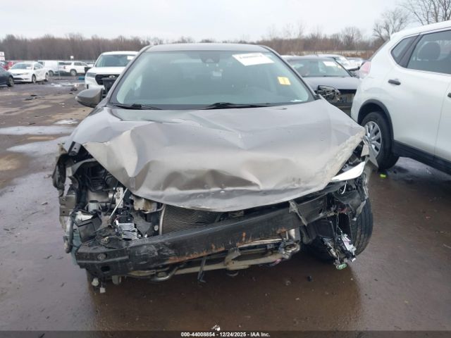 Toyota Corolla Se Image 3