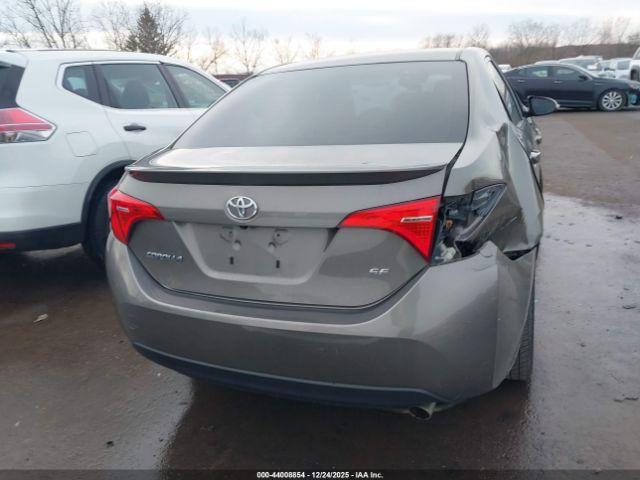 Toyota Corolla Se Image 16