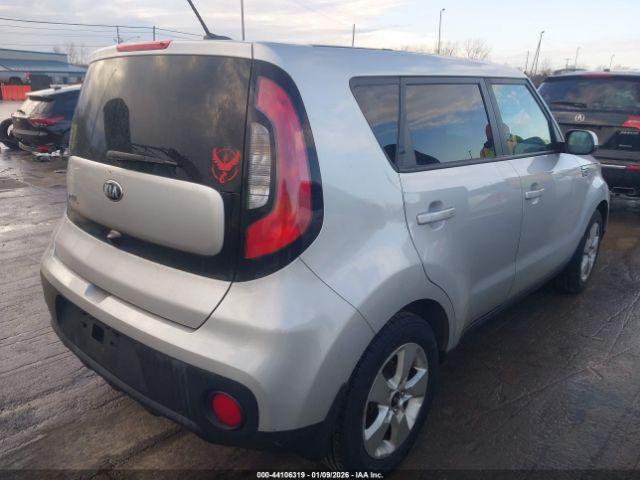 Kia Soul Image 11