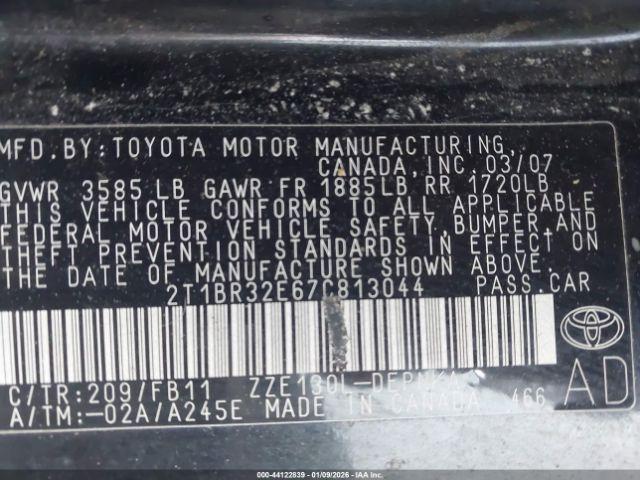 Toyota Corolla Le Image 8