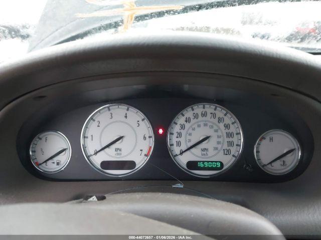 Chrysler LHS Image 10